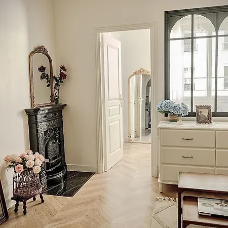 Sevres-lecourbe Romantic T2 Paris15 * 巴黎