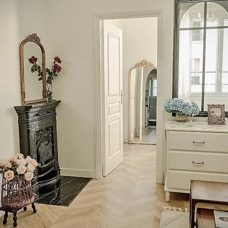Sevres-lecourbe Romantic T2 Paris15 Párizs