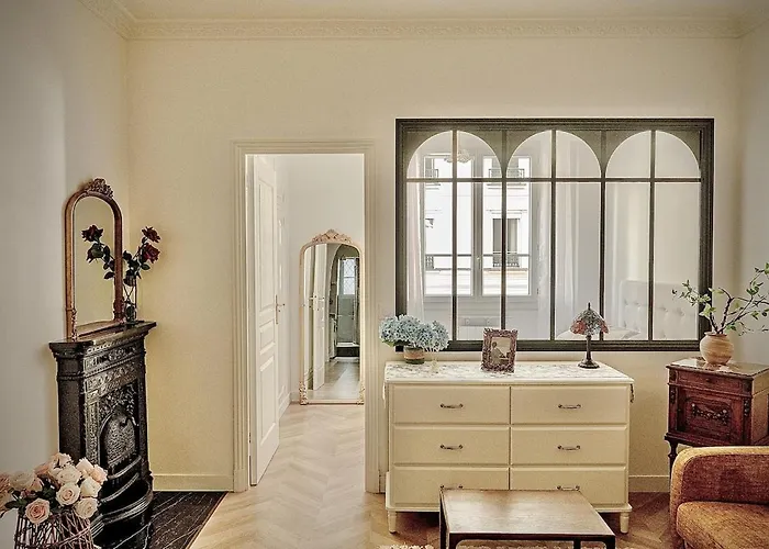 Sevres-lecourbe Romantic T2 Paris15 Apartmán